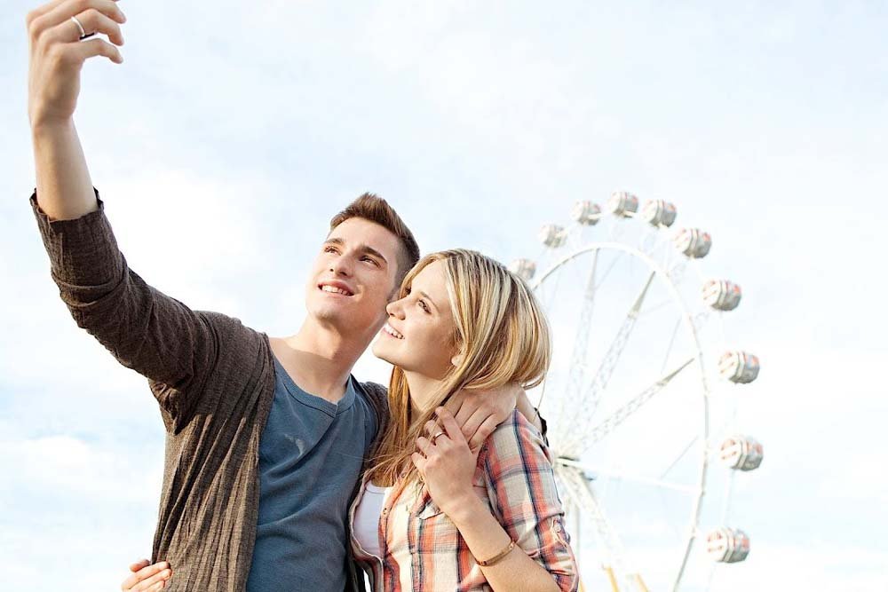 Is This Love or Just Attraction? The Ultimate Calculator to Know for Sure
