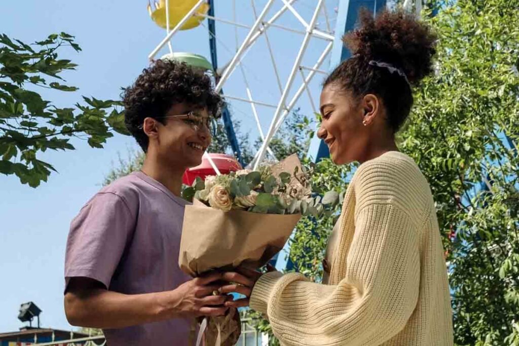 Practical dating tips for introverts to build confidence in 2026